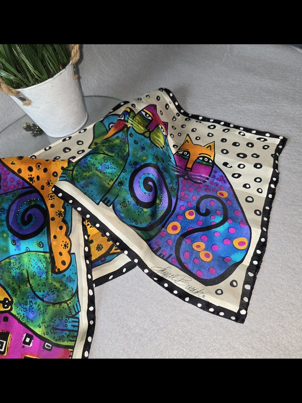 Vtg Laurel Burch Bold Multicolor Cat Dog Silk Scarf with Teal, Purple & Pink - Picture 3 of 7